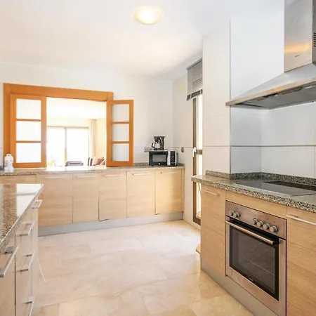 Apartment Lovely In Benahavis With Kitchen Estepona