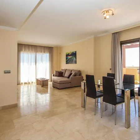 Lovely In Benahavis With Kitchen Apartment